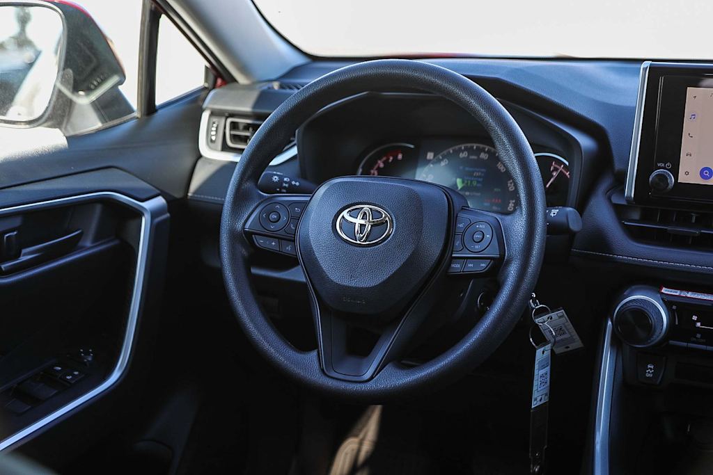 Thumbnail: 2025 Toyota RAV4 - 12