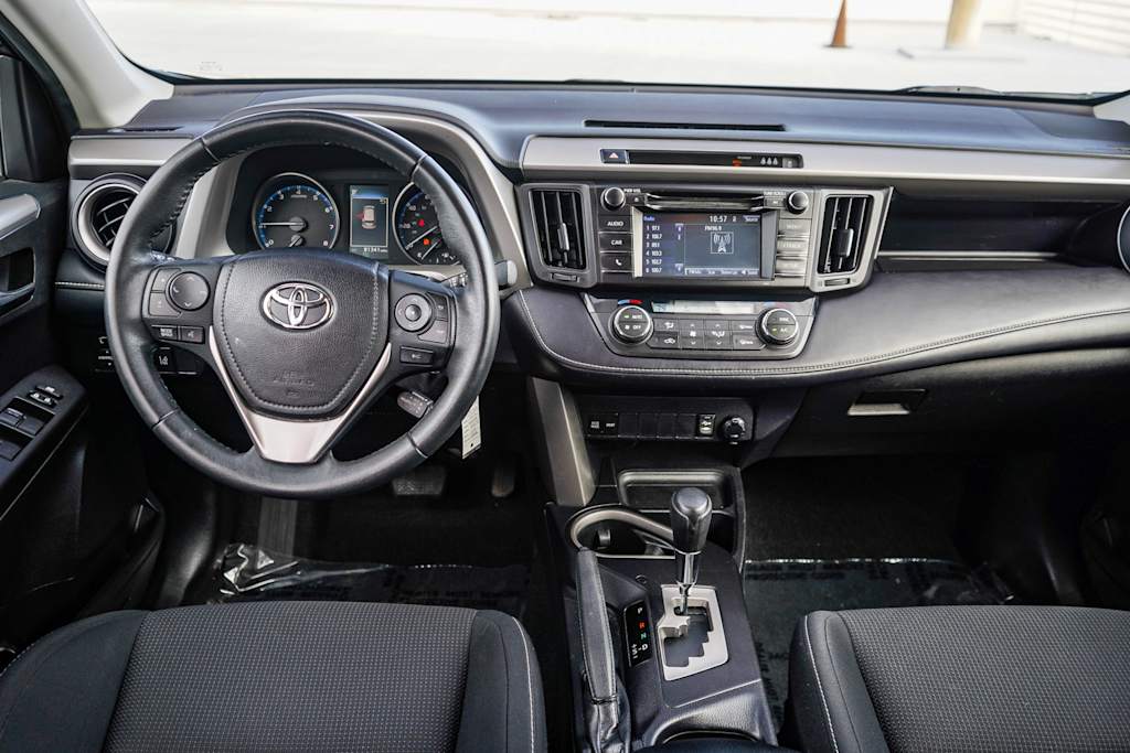 2017 Toyota RAV4 XLE 2