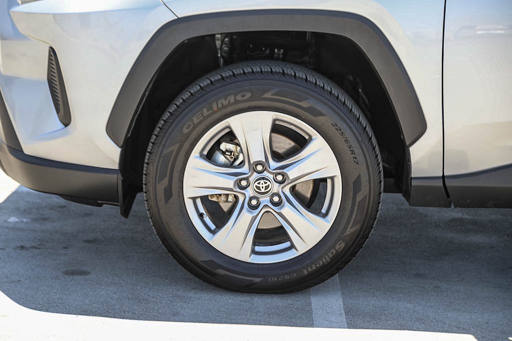 Thumbnail: 2025 Toyota RAV4 - 5