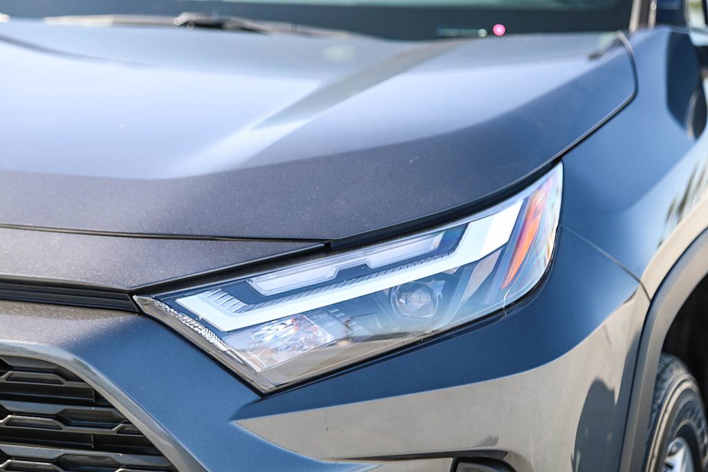 Thumbnail: 2025 Toyota RAV4 - 17