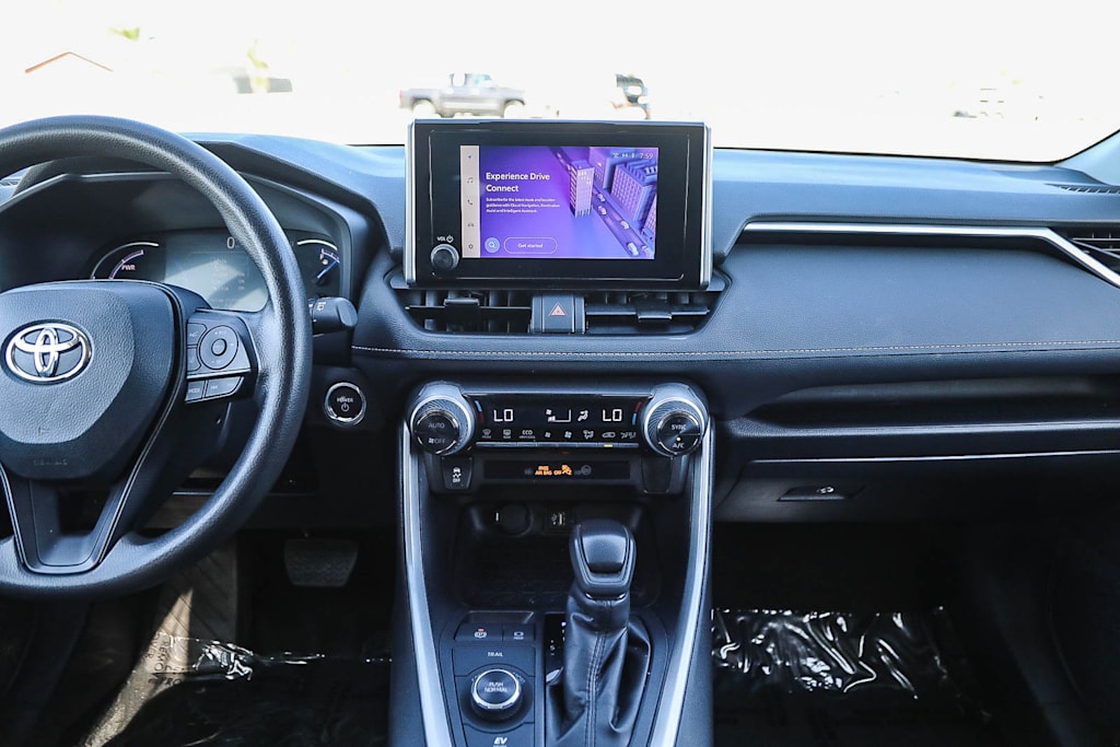 Thumbnail: 2025 Toyota RAV4 - 7