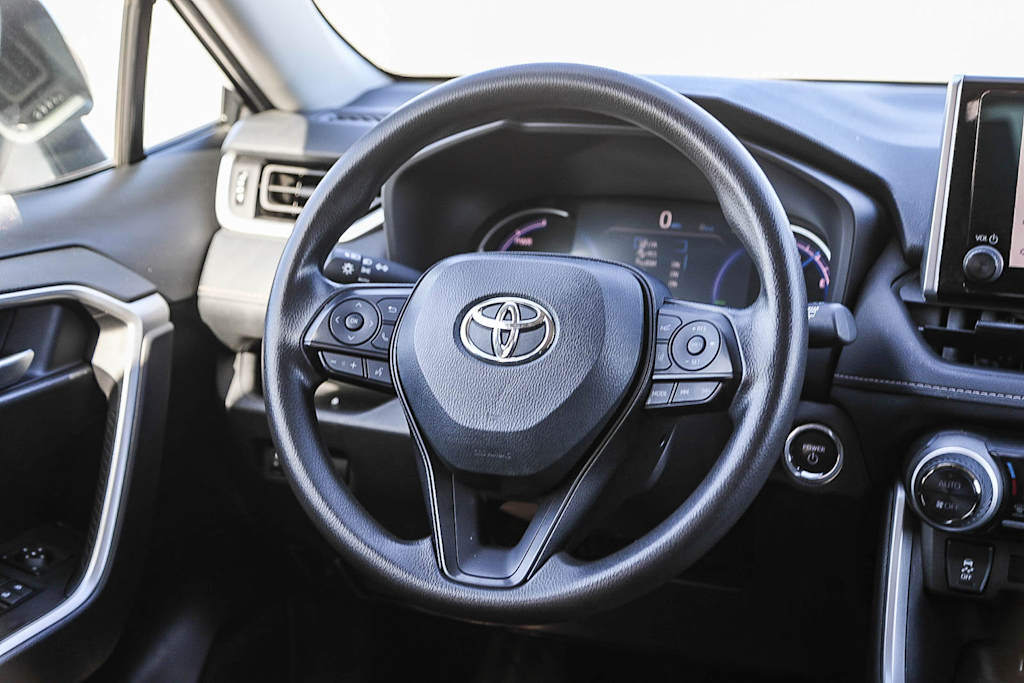 Thumbnail: 2025 Toyota RAV4 - 10
