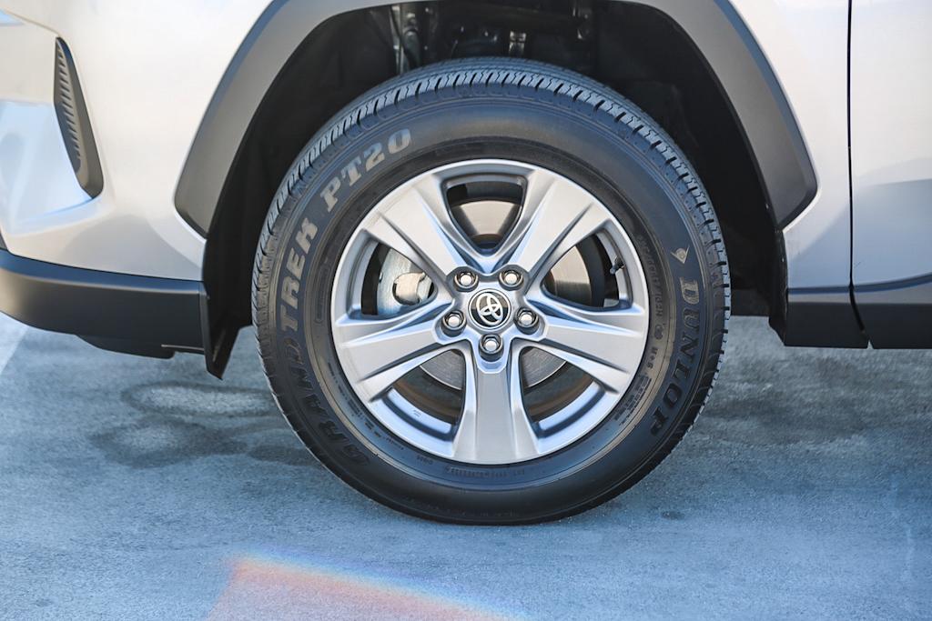 Thumbnail: 2024 Toyota RAV4 - 6