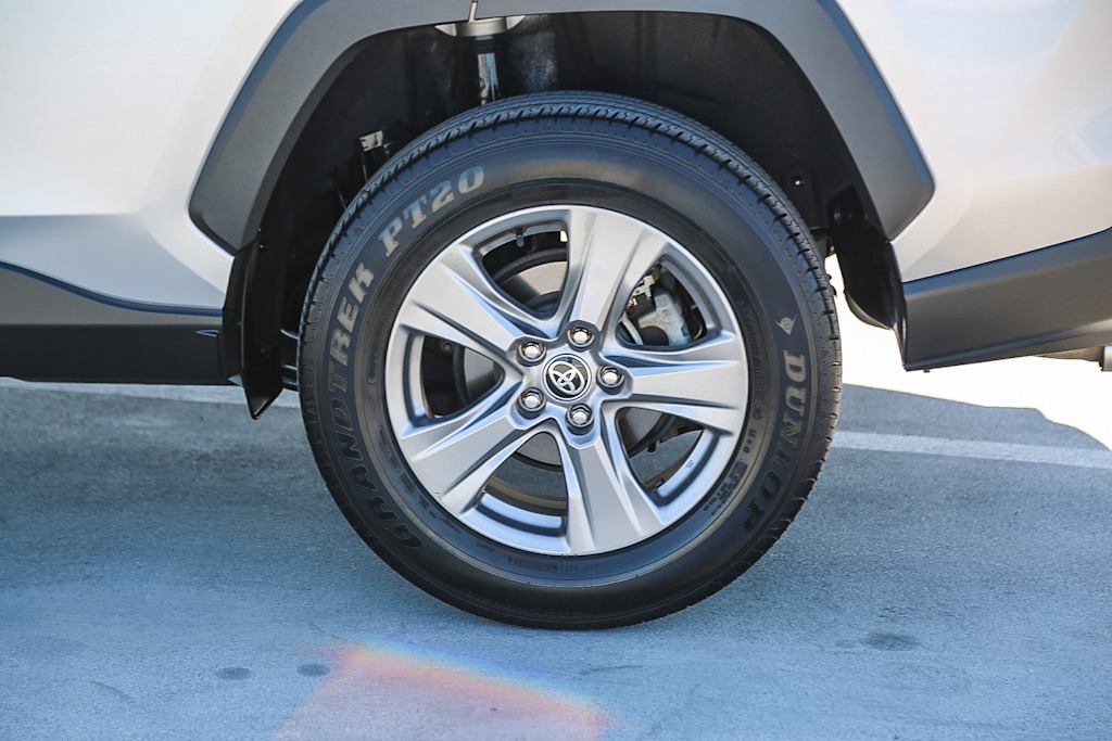 Thumbnail: 2024 Toyota RAV4 - 20