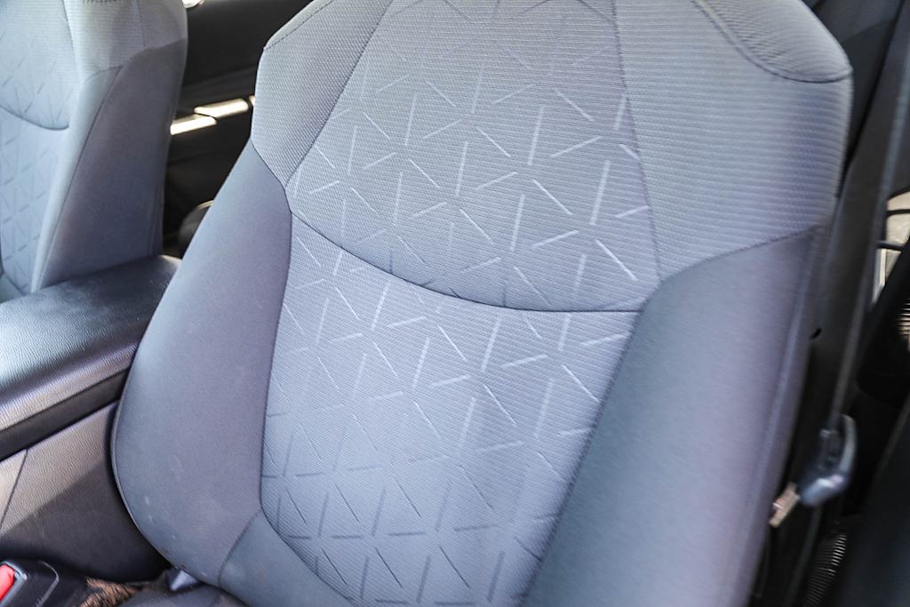 Thumbnail: 2020 Toyota RAV4 - 24