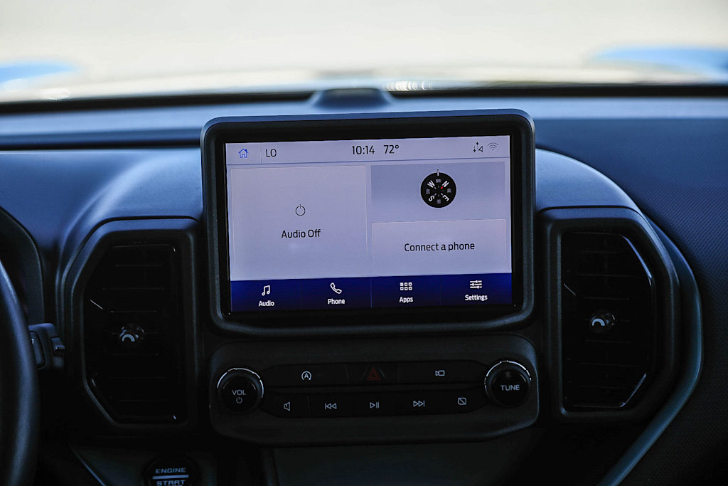 Thumbnail: 2023 Ford Bronco Sport - 12