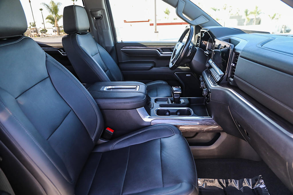 Thumbnail: 2022 Chevrolet Silverado 1500 - 9