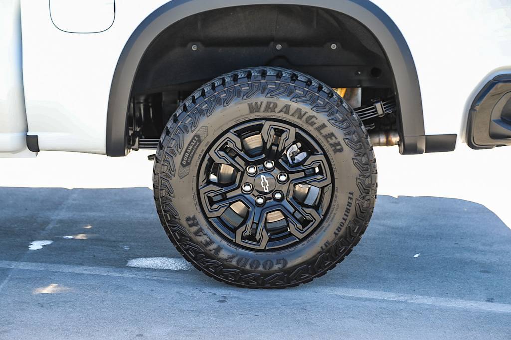 Thumbnail: 2025 Chevrolet Silverado 1500 - 20