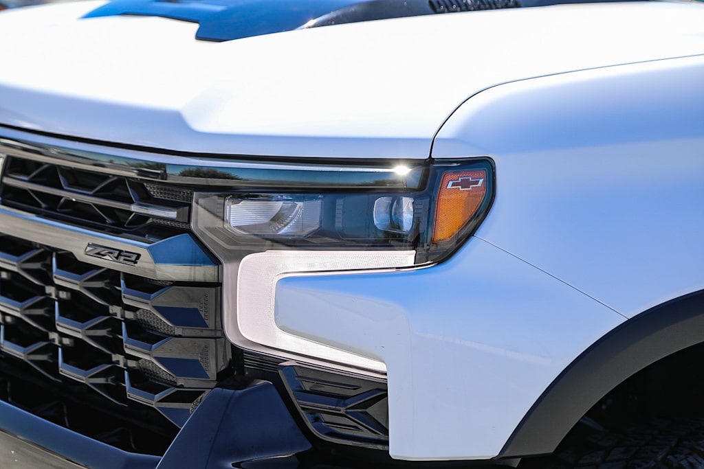 Thumbnail: 2025 Chevrolet Silverado 1500 - 18