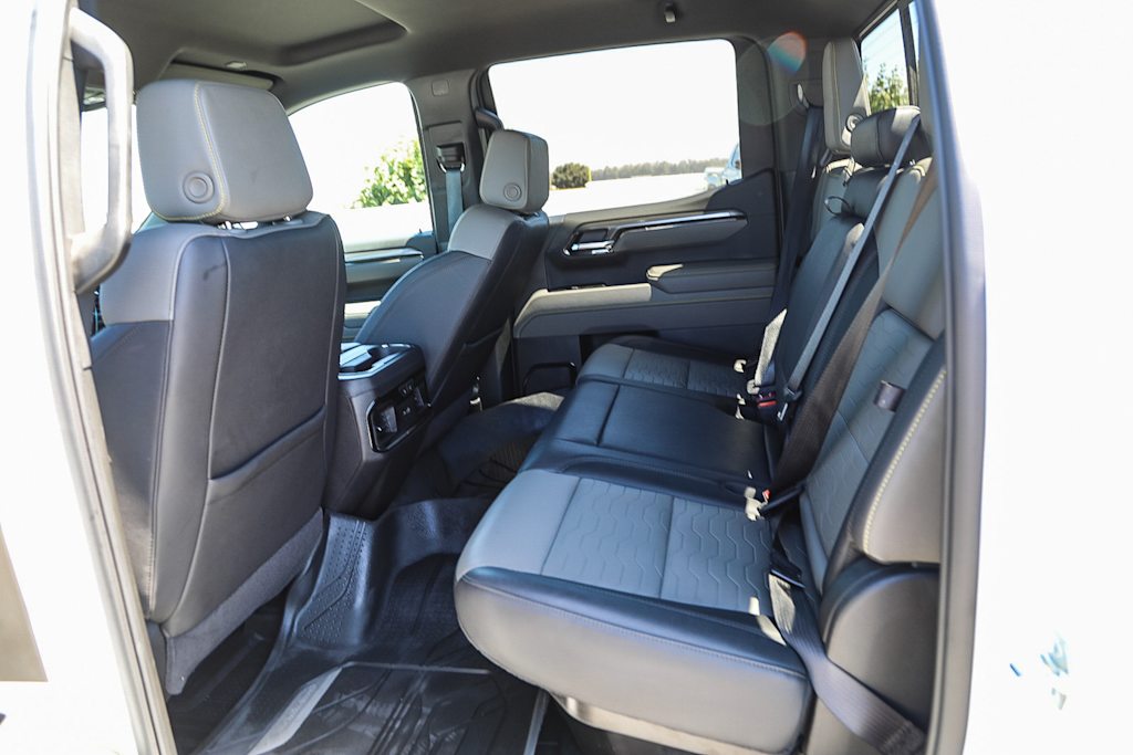 Thumbnail: 2025 Chevrolet Silverado 1500 - 12