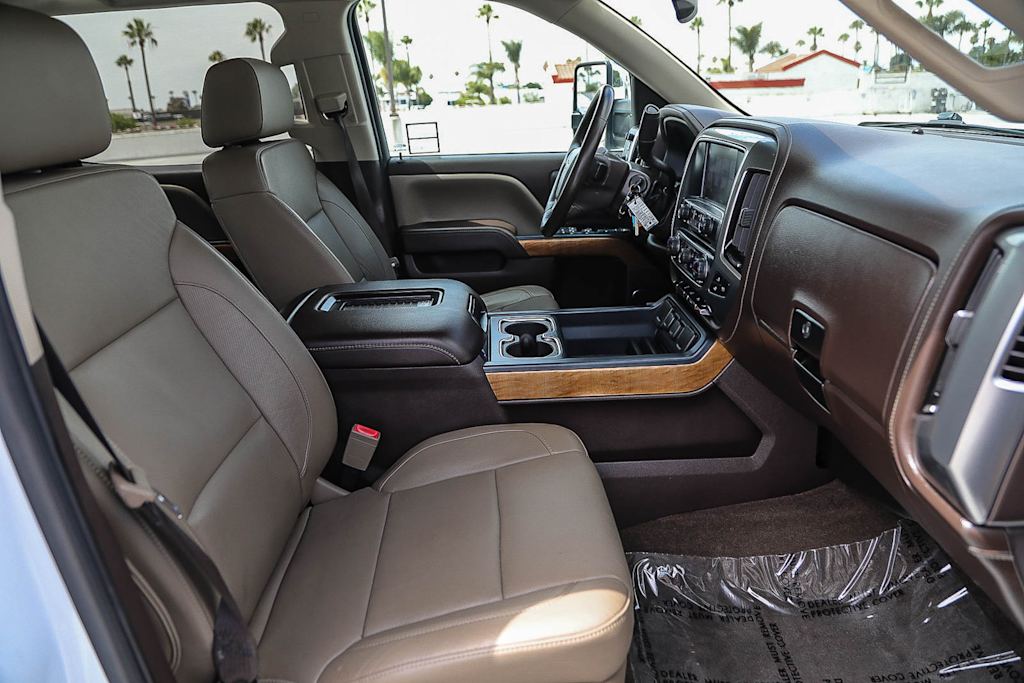 Thumbnail: 2017 Chevrolet Silverado 1500 - 9