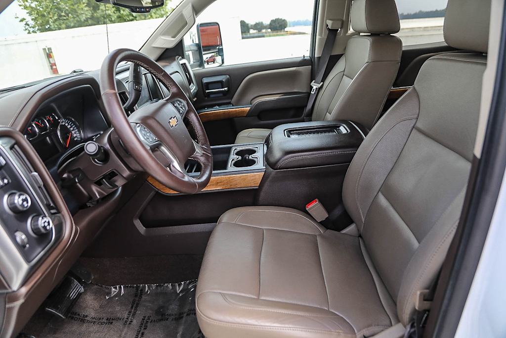 Thumbnail: 2017 Chevrolet Silverado 1500 - 10