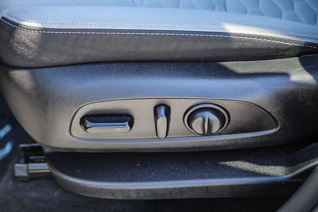 Thumbnail: 2019 Chevrolet Equinox - 22