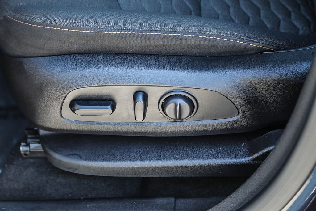 Thumbnail: 2019 Chevrolet Equinox - 22