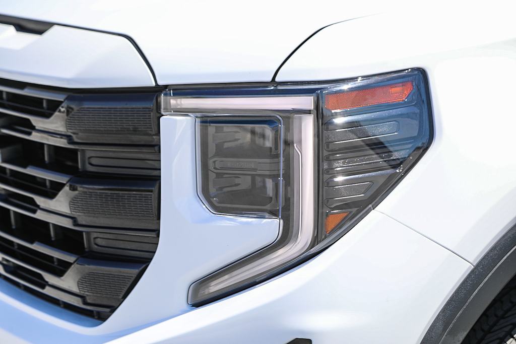 Thumbnail: 2024 GMC Sierra 1500 - 17