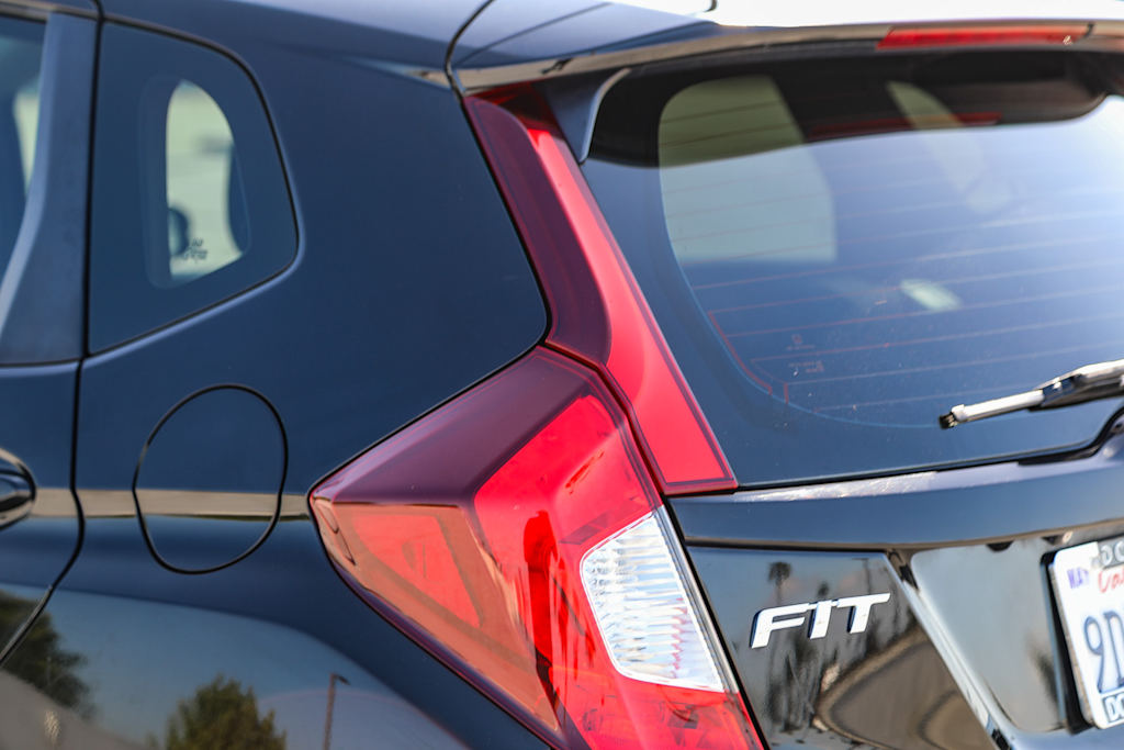 2015 Honda Fit LX 21