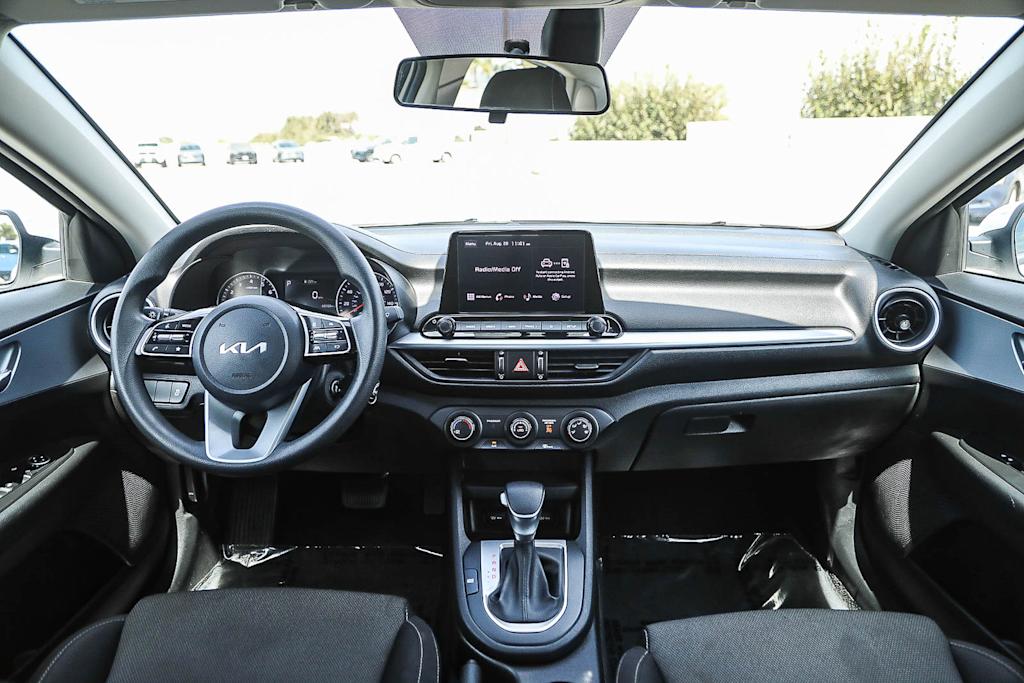 Thumbnail: 2023 Kia Forte - 2