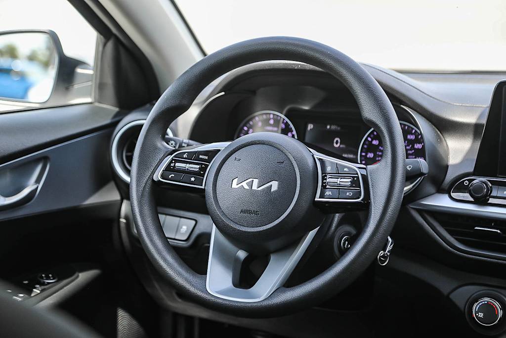 Thumbnail: 2023 Kia Forte - 12