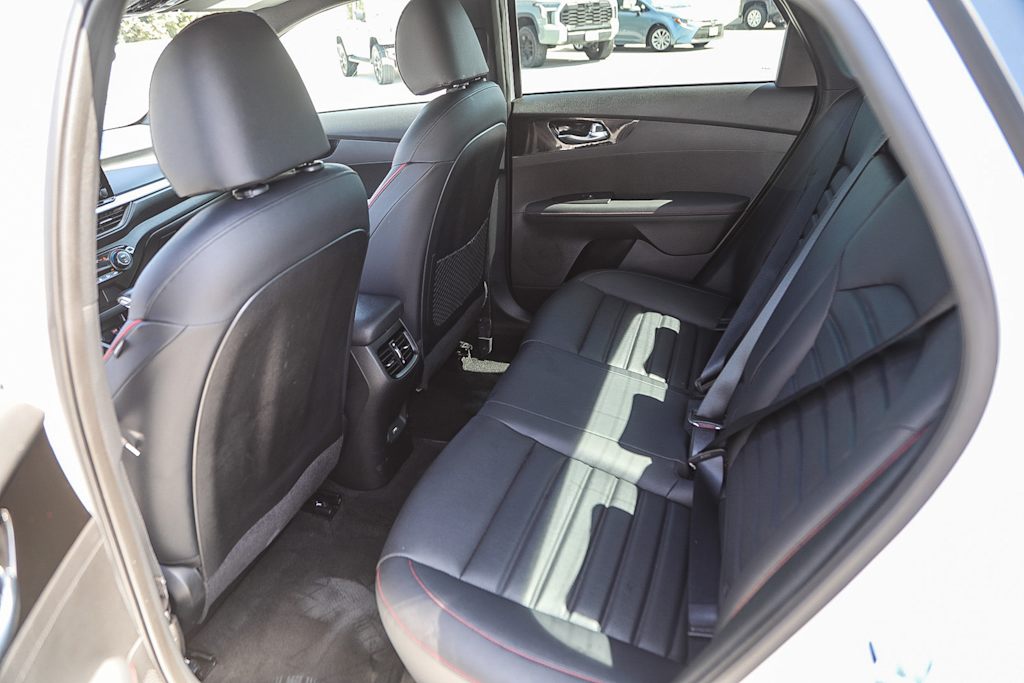 Thumbnail: 2023 Kia Forte - 11