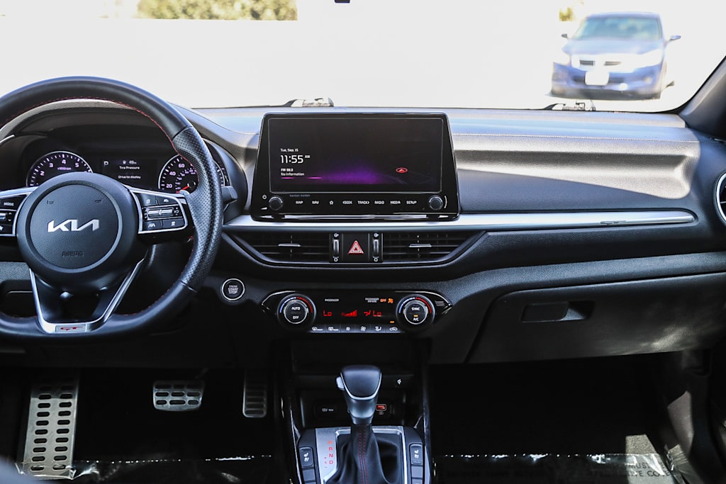 Thumbnail: 2023 Kia Forte - 8