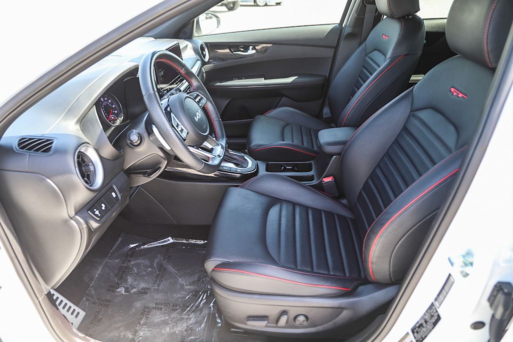 Thumbnail: 2023 Kia Forte - 10