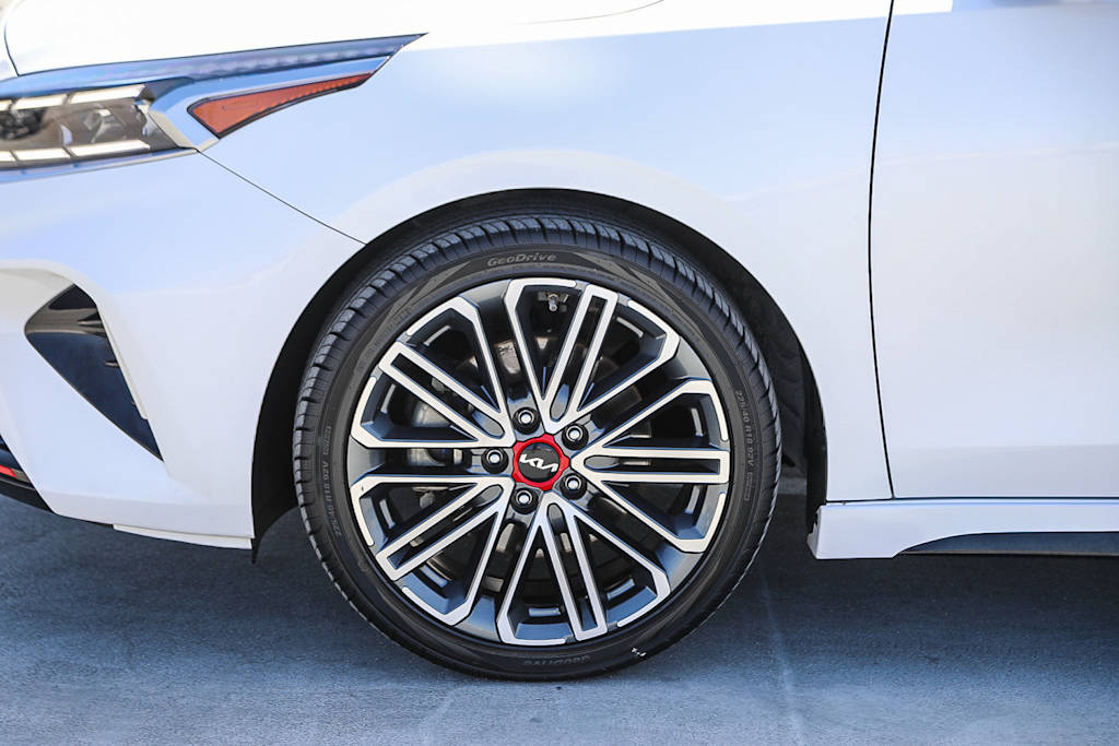 Thumbnail: 2023 Kia Forte - 6