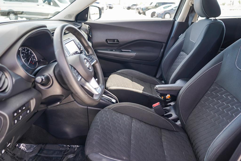 Thumbnail: 2021 Nissan Kicks - 11