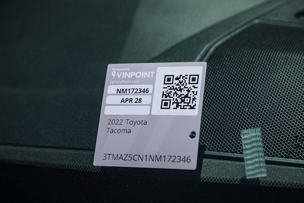 Thumbnail: 2022 Toyota Tacoma - 15