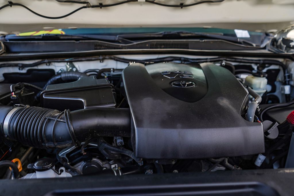 2017 Toyota Tacoma TRD Sport 8