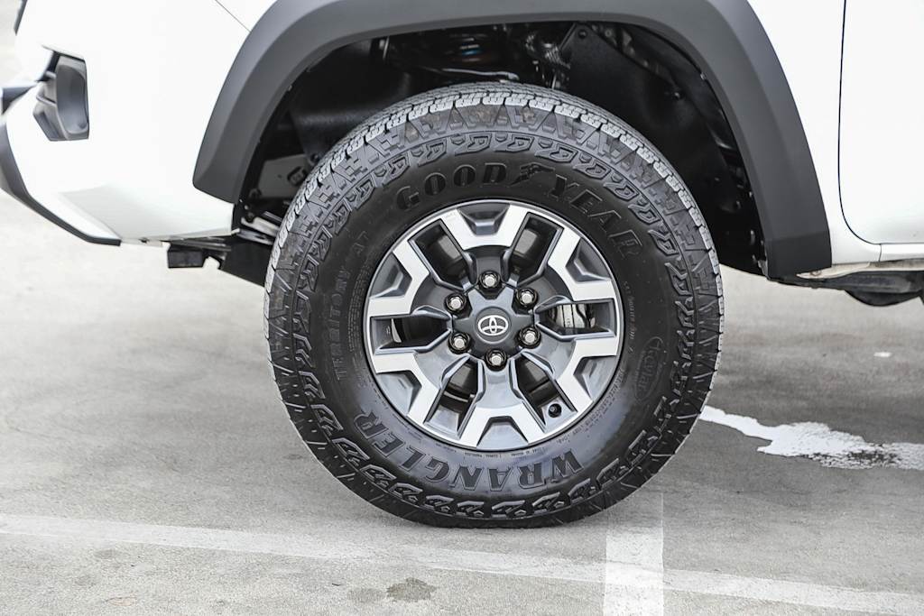 Thumbnail: 2023 Toyota Tacoma - 7