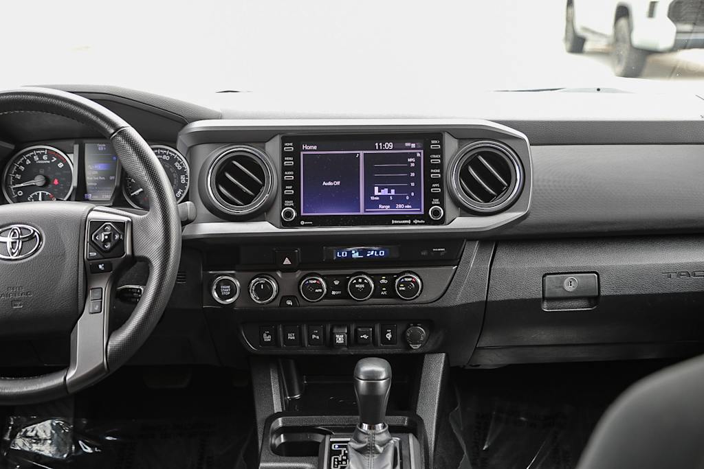 Thumbnail: 2023 Toyota Tacoma - 9