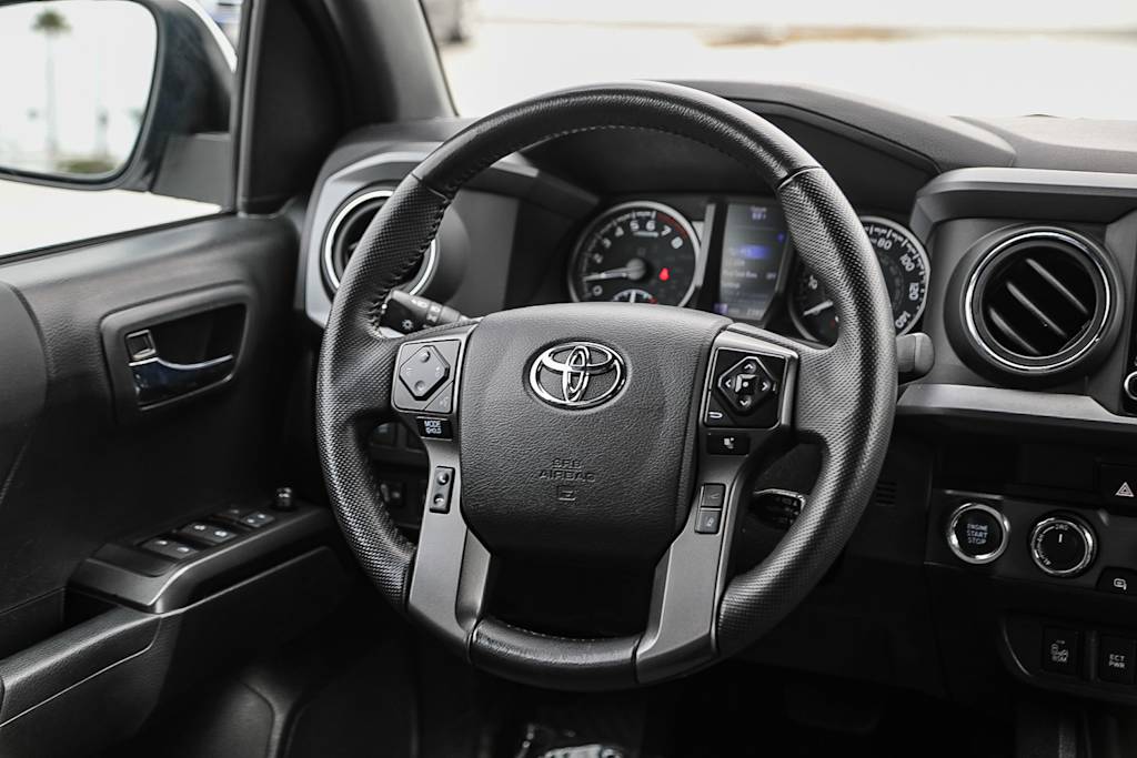 Thumbnail: 2023 Toyota Tacoma - 13