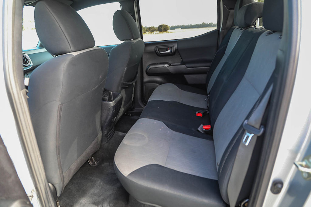 Thumbnail: 2020 Toyota Tacoma - 11