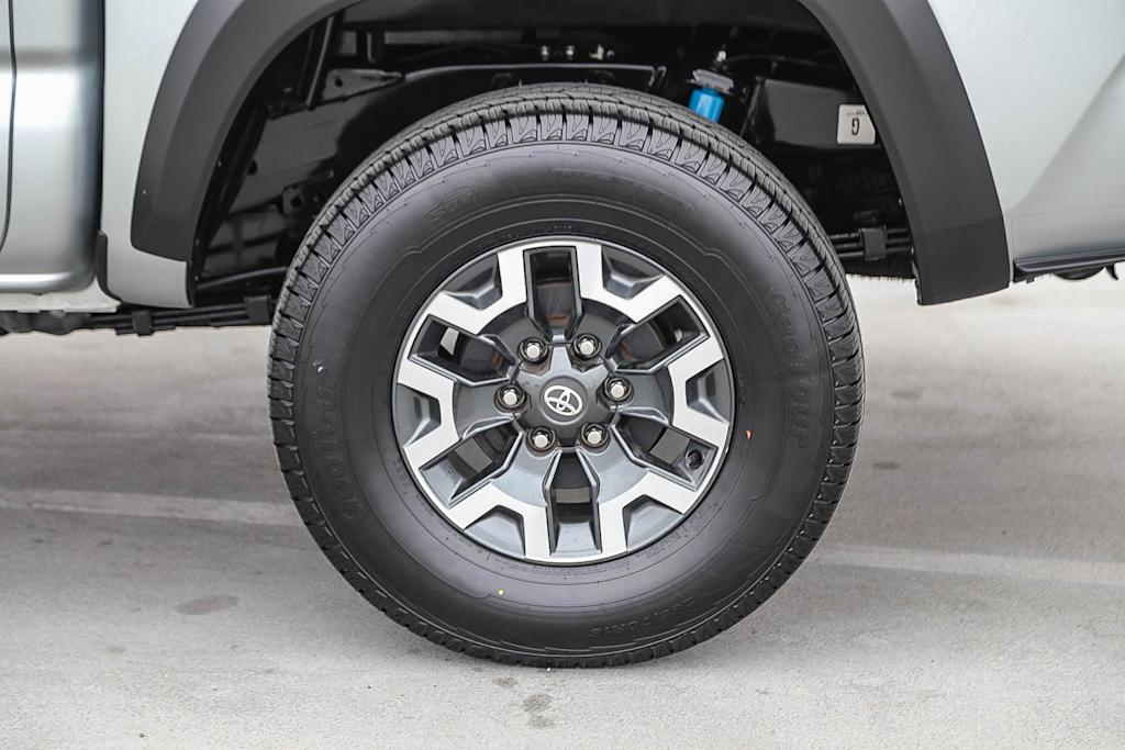 Thumbnail: 2023 Toyota Tacoma - 21