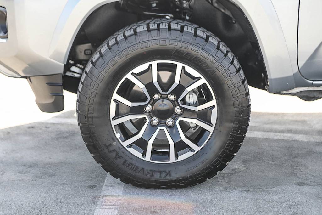 Thumbnail: 2023 Toyota Tacoma - 6
