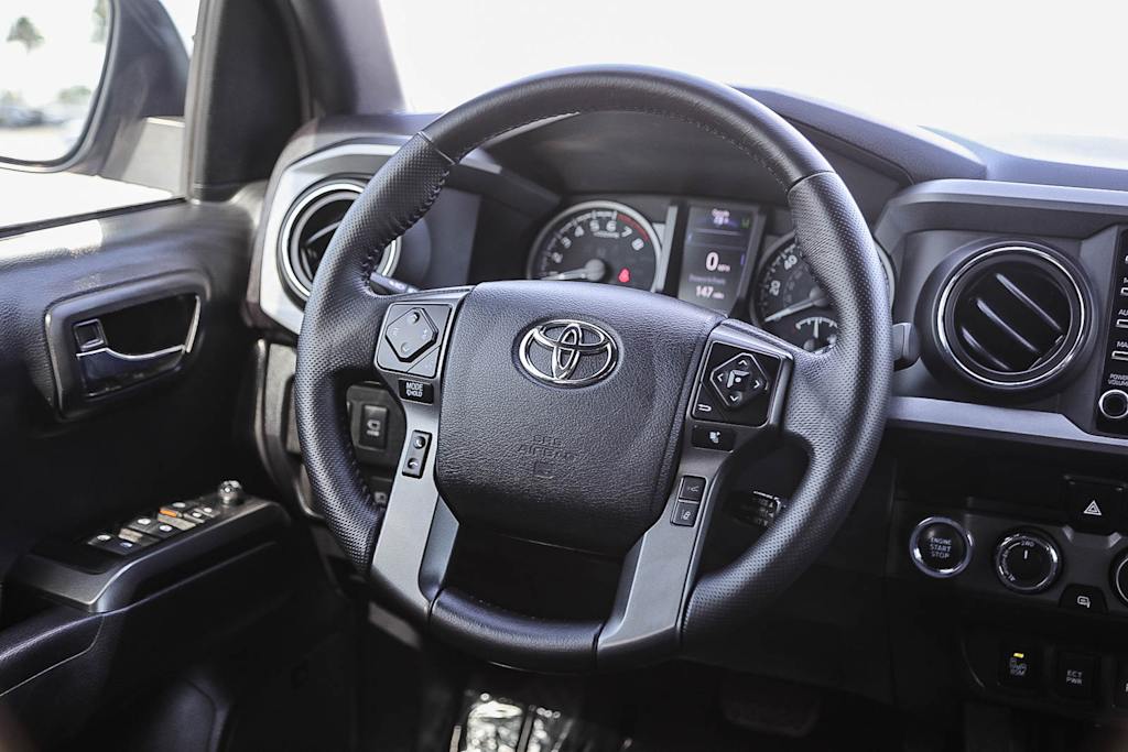 Thumbnail: 2023 Toyota Tacoma - 8