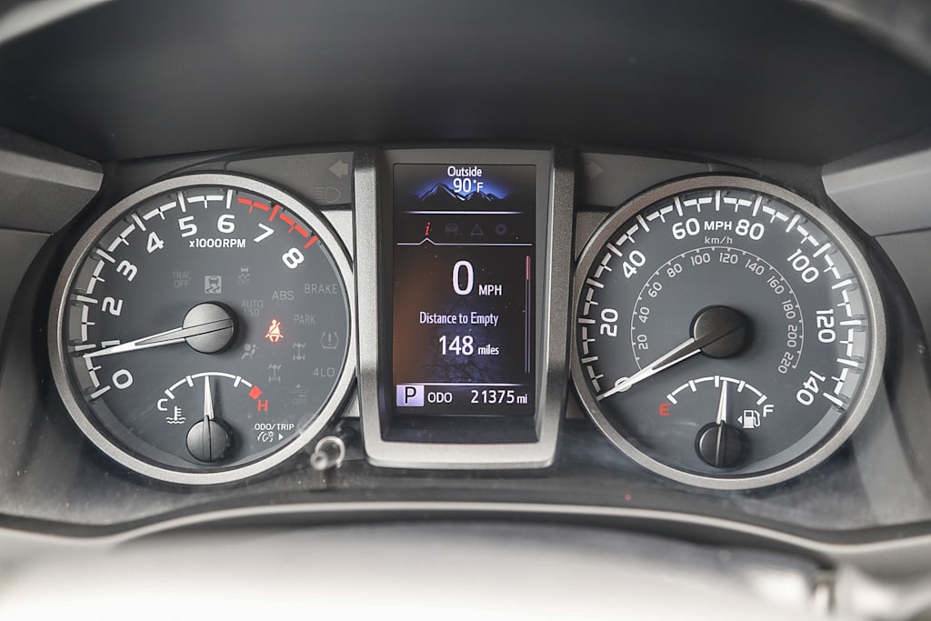 Thumbnail: 2023 Toyota Tacoma - 15