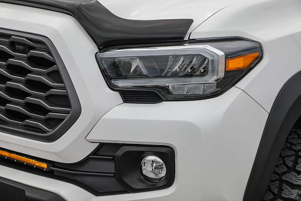 Thumbnail: 2023 Toyota Tacoma - 19