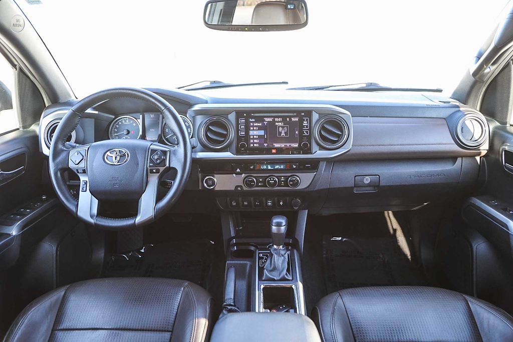 Thumbnail: 2017 Toyota Tacoma - 2