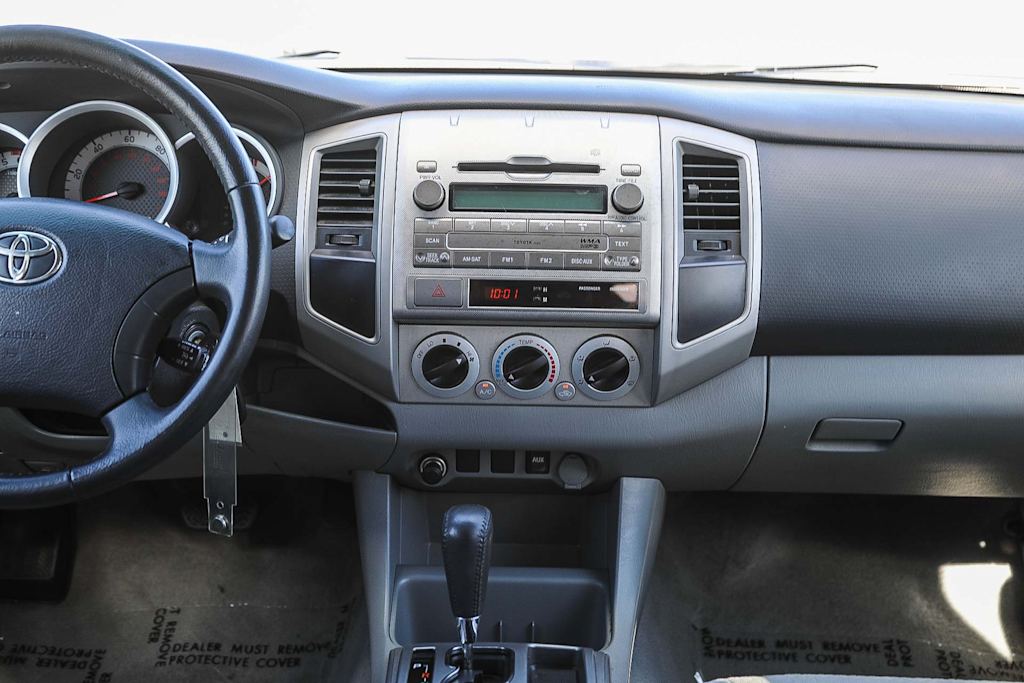 Thumbnail: 2011 Toyota Tacoma - 7