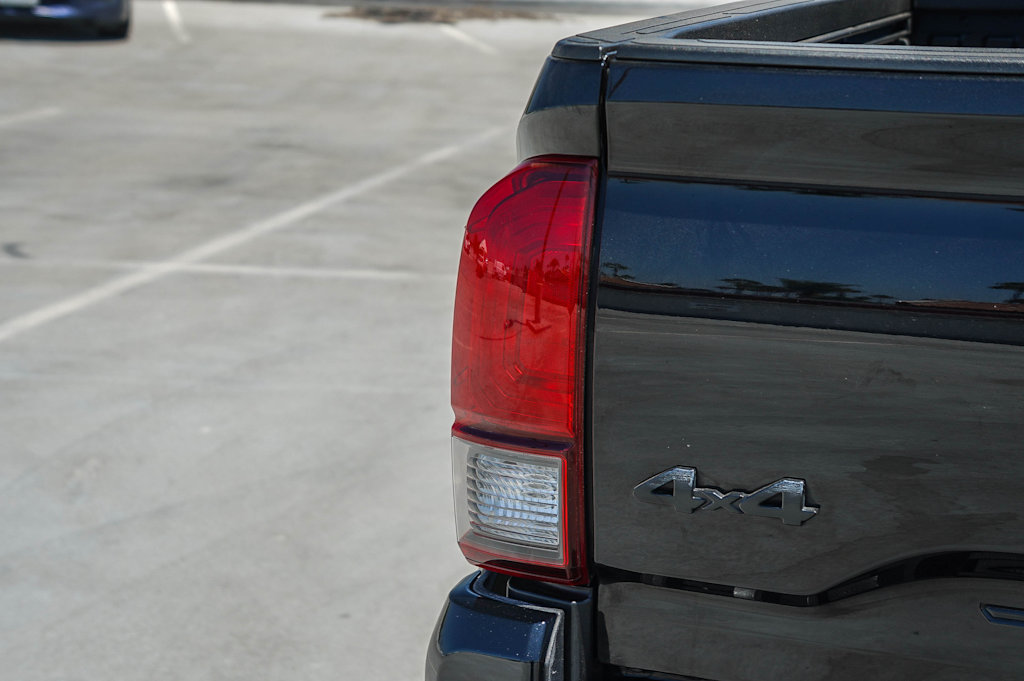 Thumbnail: 2021 Toyota Tacoma - 20