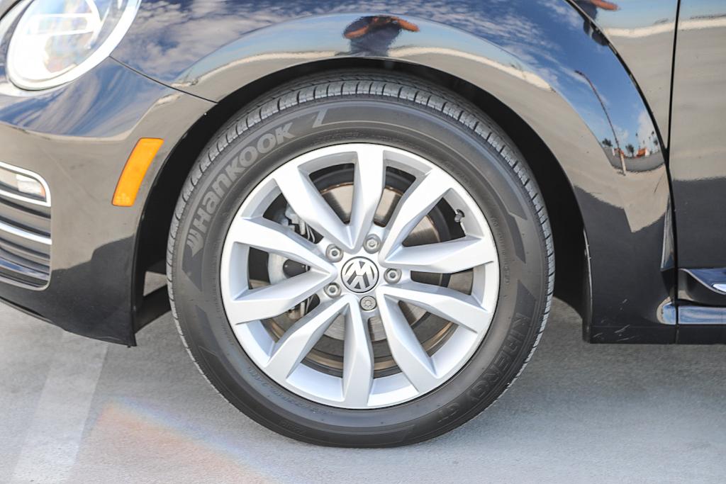 2017 Volkswagen Beetle Classic 7