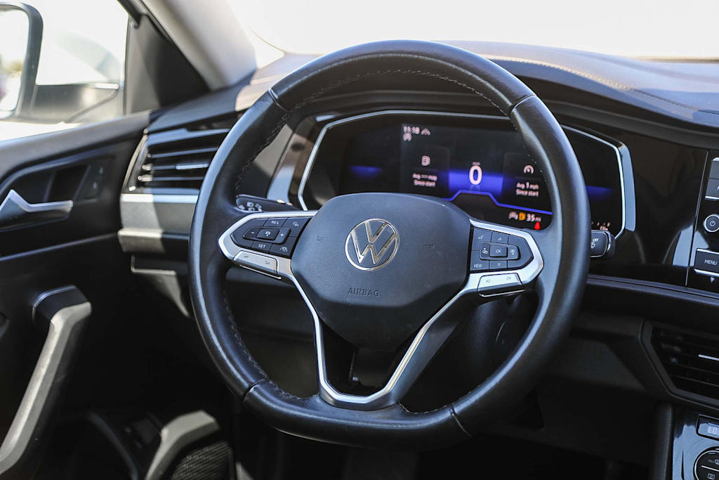 Thumbnail: 2023 Volkswagen Jetta - 12