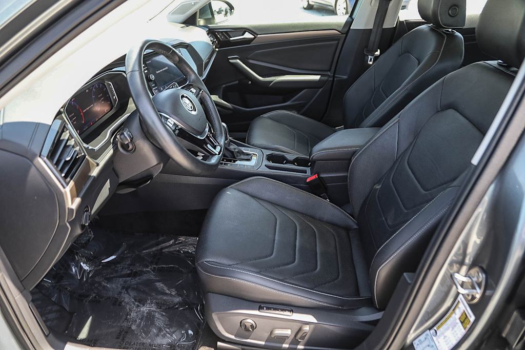 Thumbnail: 2019 Volkswagen Jetta - 10