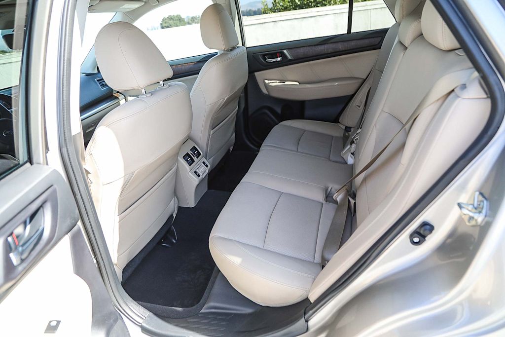 Thumbnail: 2018 Subaru Outback - 11