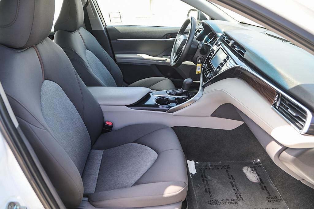 Thumbnail: 2018 Toyota Camry - 9