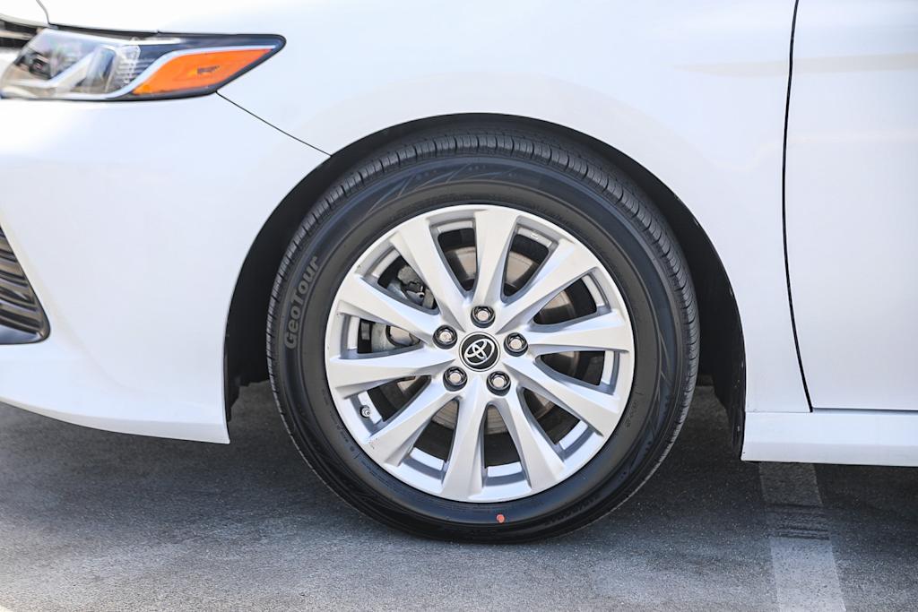Thumbnail: 2018 Toyota Camry - 6