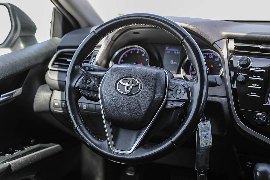 Thumbnail: 2019 Toyota Camry - 12