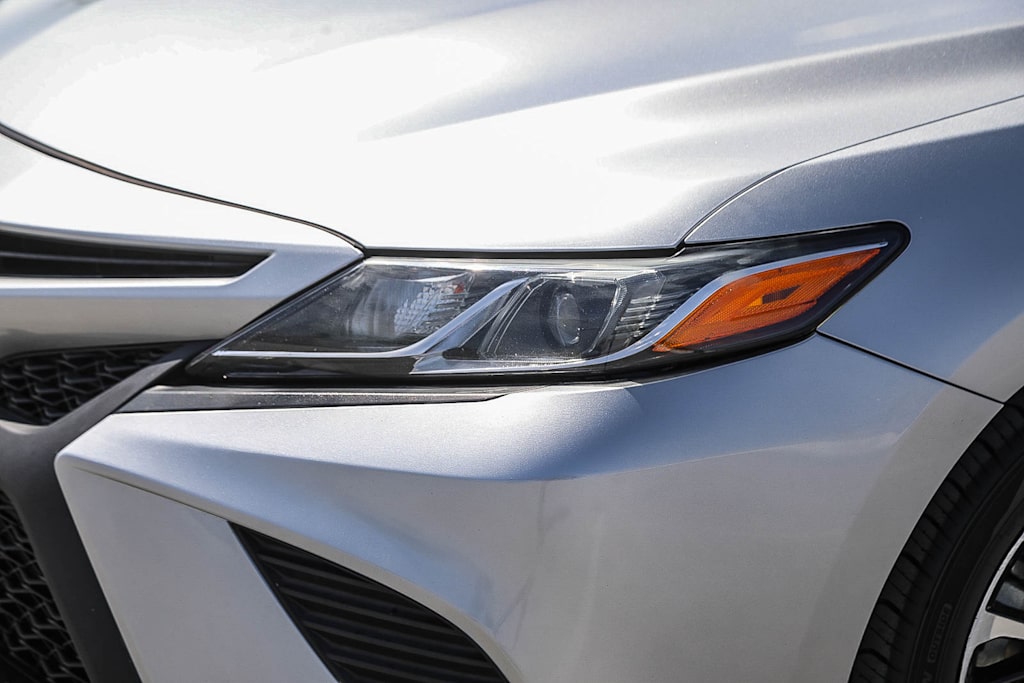 Thumbnail: 2019 Toyota Camry - 19