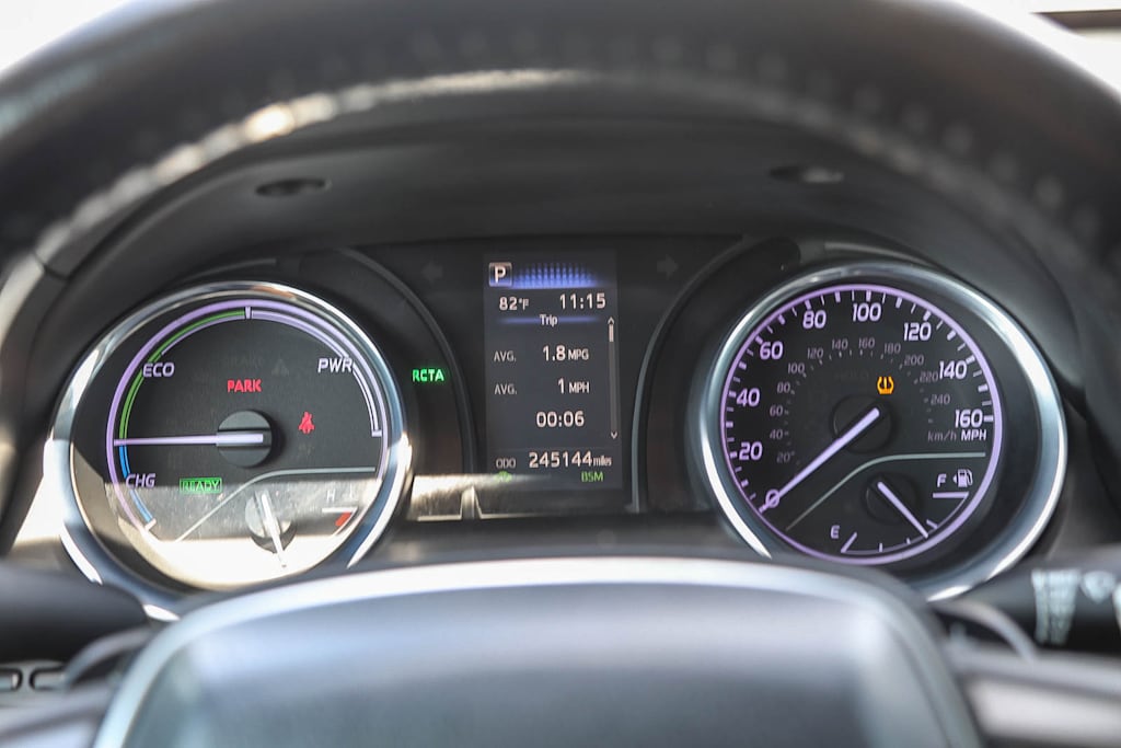 Thumbnail: 2019 Toyota Camry - 14